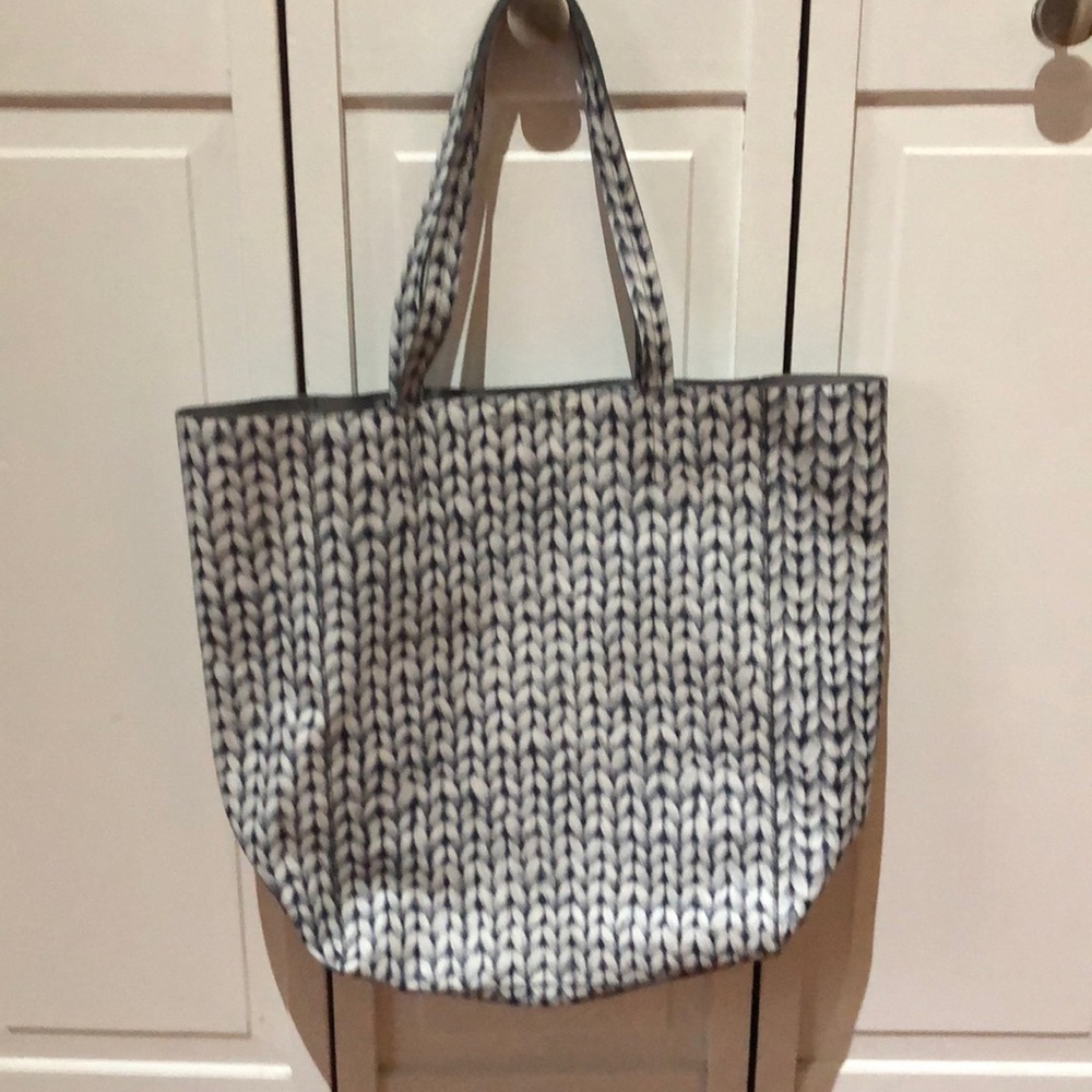 New Banana Republic shoulder bag